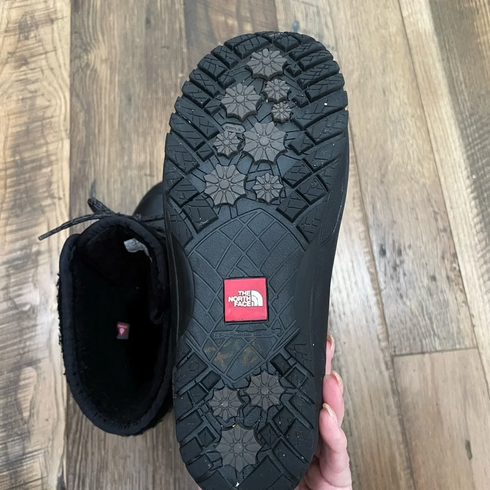 The North Face waterproof Winter Boots Wm 7
